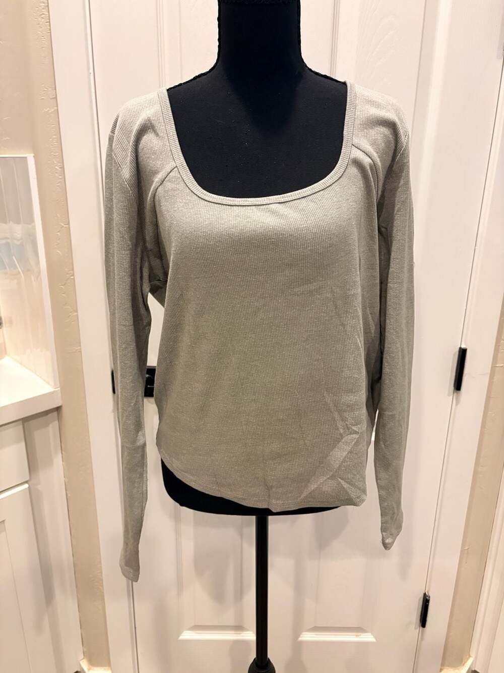 Tanka Grey Ribbed Scoop Neck Long Sleeve Top XXL (47)